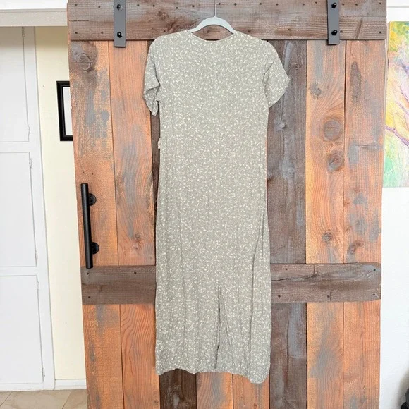 Vintage Cherokee Sage Green Floral Rayon Maxi Dress Womens 6 Short Sleeve 90s - Picture 3 of 6